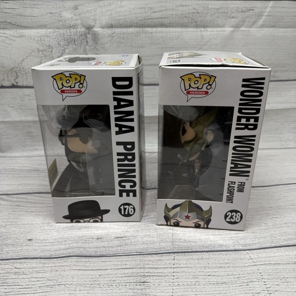 Funko Pop! Wonder Woman - Lot Of 5 - 229 174 167 176 238 Hot Topic - Picture 3 of 12